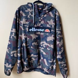 Ellesse men’s L Camo Rain Mac